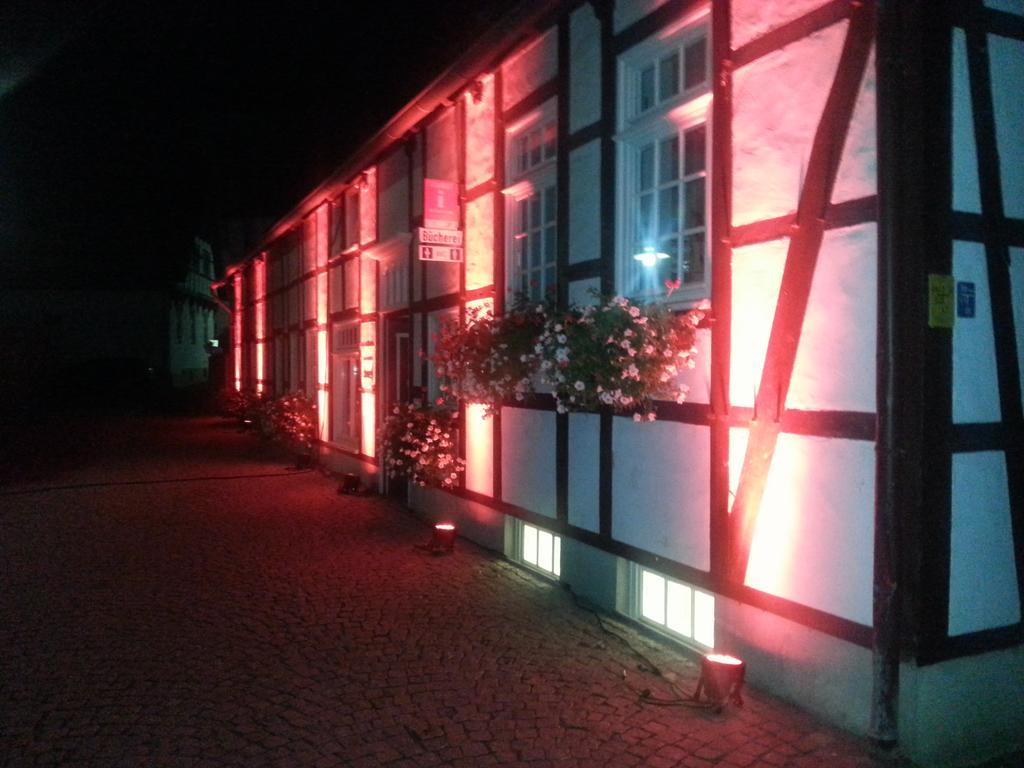 Gasthof Altes Farmhaus Und Apartment 리에넨 외부 사진