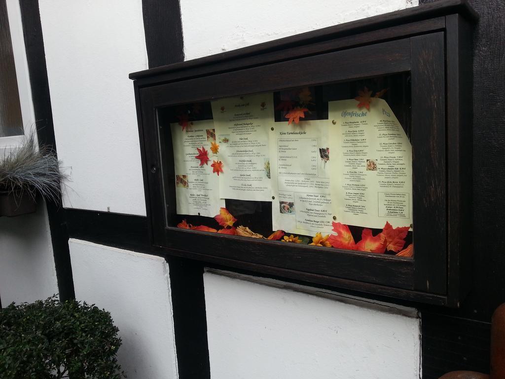 Gasthof Altes Farmhaus Und Apartment 리에넨 외부 사진
