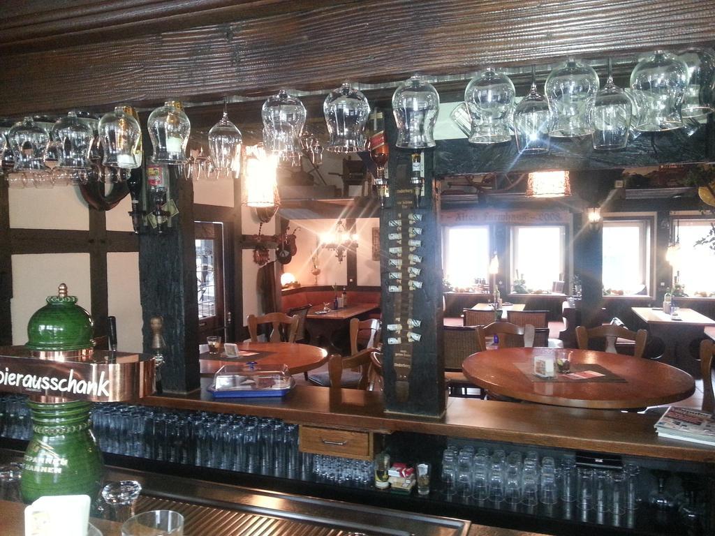 Gasthof Altes Farmhaus Und Apartment 리에넨 외부 사진