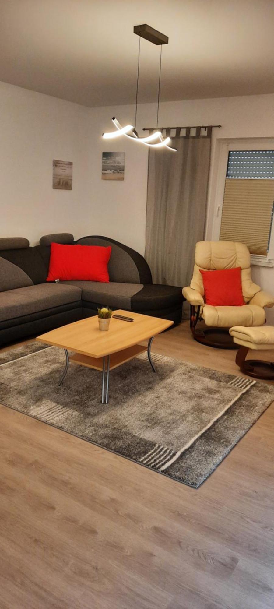 Gasthof Altes Farmhaus Und Apartment 리에넨 외부 사진