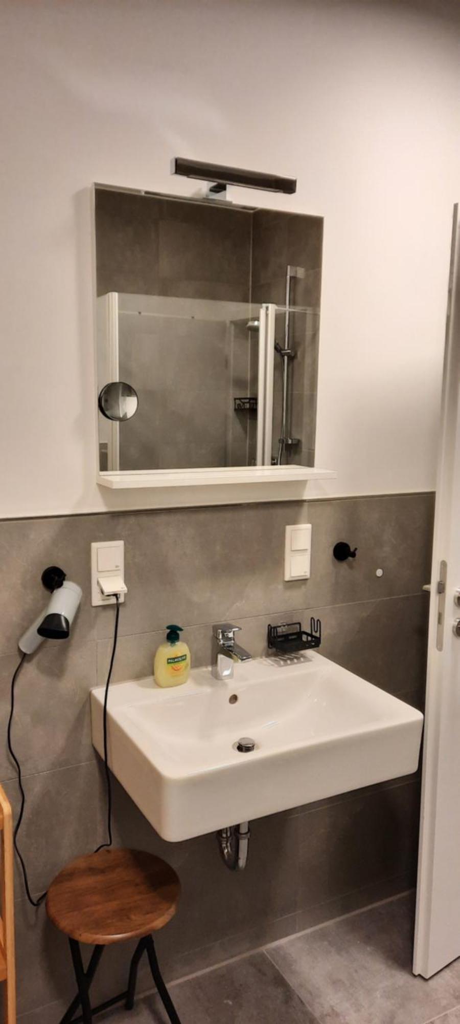 Gasthof Altes Farmhaus Und Apartment 리에넨 외부 사진